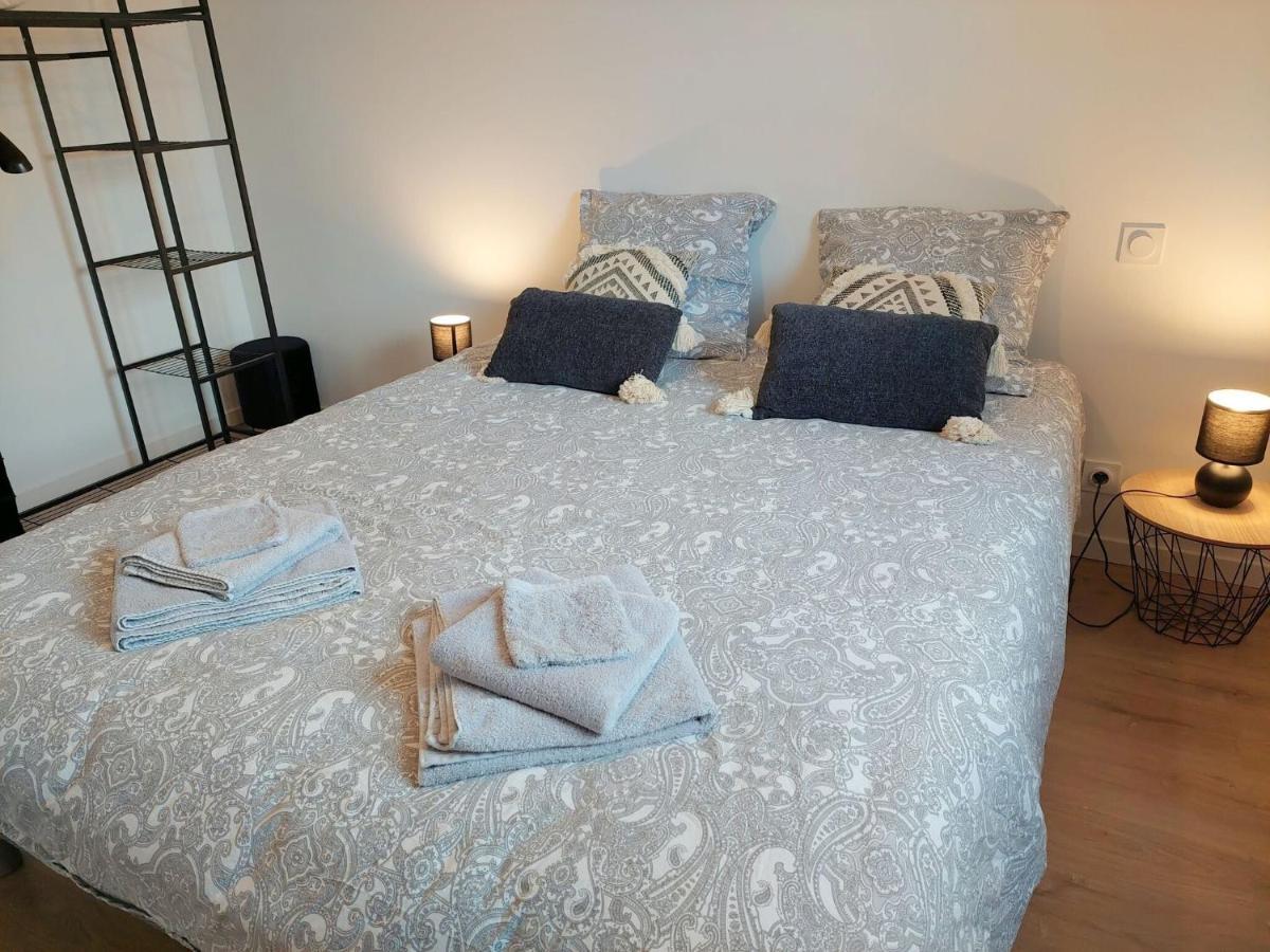 Single Storey Holiday Home In Cleder Luaran gambar